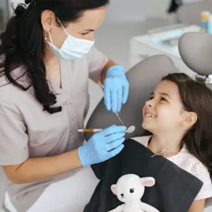 Children dentist in San Bernardino providing gentle pediatric dental care